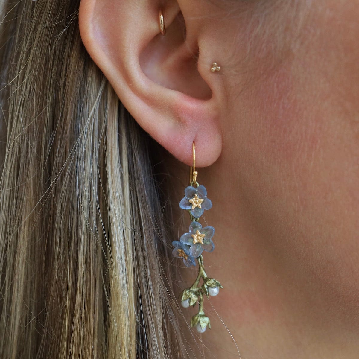 EAR Forget Me Not Flower Wire Earrings