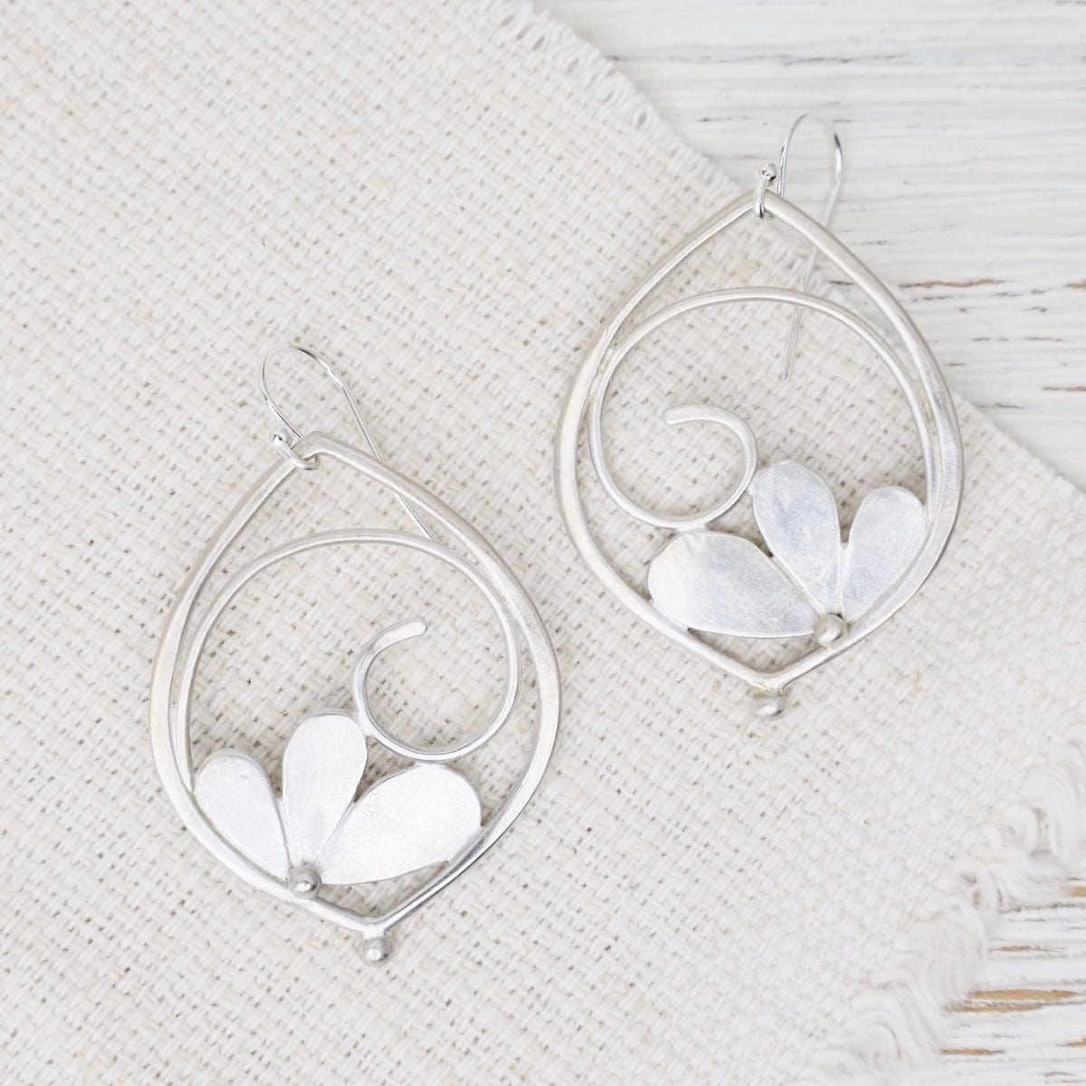 EAR Framed Spiral Three Petal Earrings