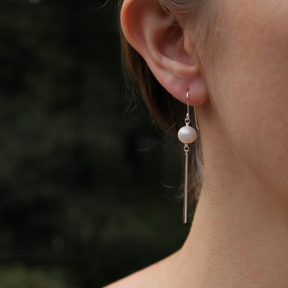 EAR Freshwater Pearl with Long Bar Drop Earring