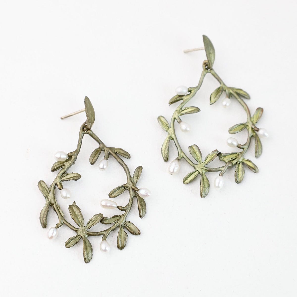 EAR Garden Vine Hoop Earring