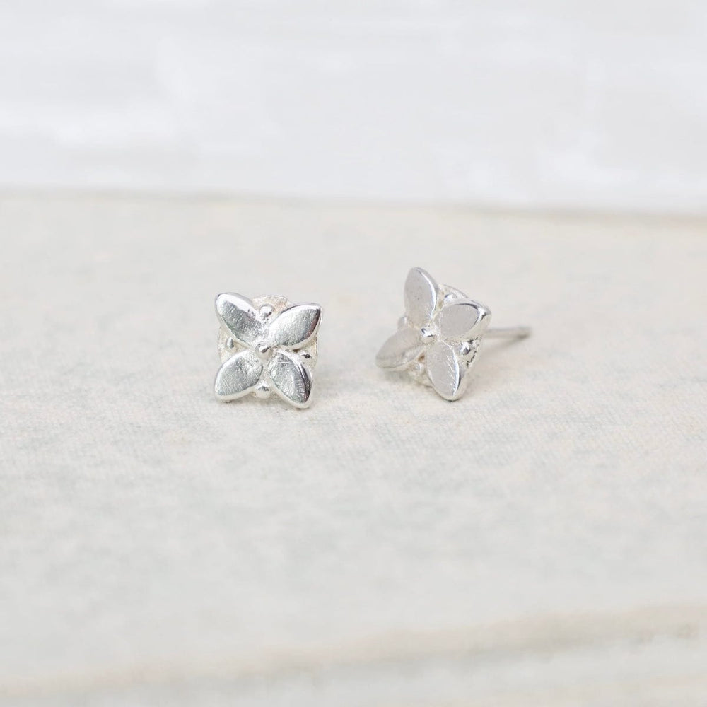 EAR Geometric Floral Studs - High Polish