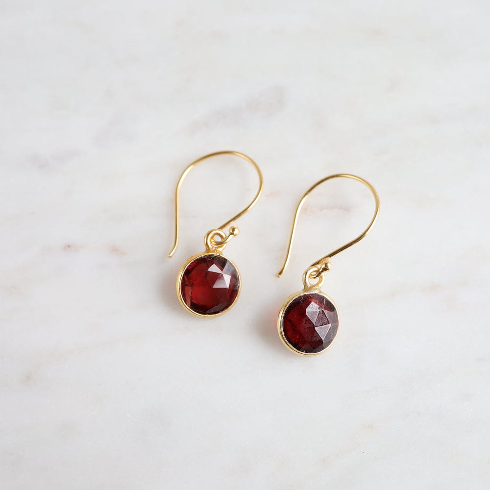 
                      
                        EAR-GF 8mm Round Gold Filled Bezel Set Red Garnet Drops Earrings
                      
                    