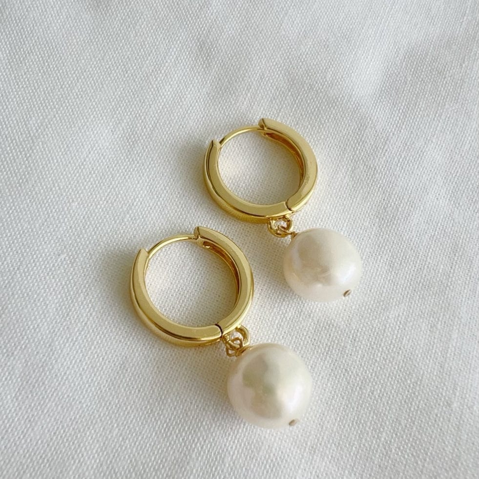 
                  
                    EAR-GF Addison Freshwater Pearl Huggie Hoop Earrings
                  
                