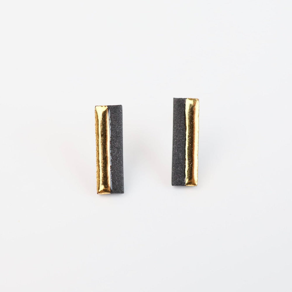 EAR-GF Black Bar 2 Studs - Short