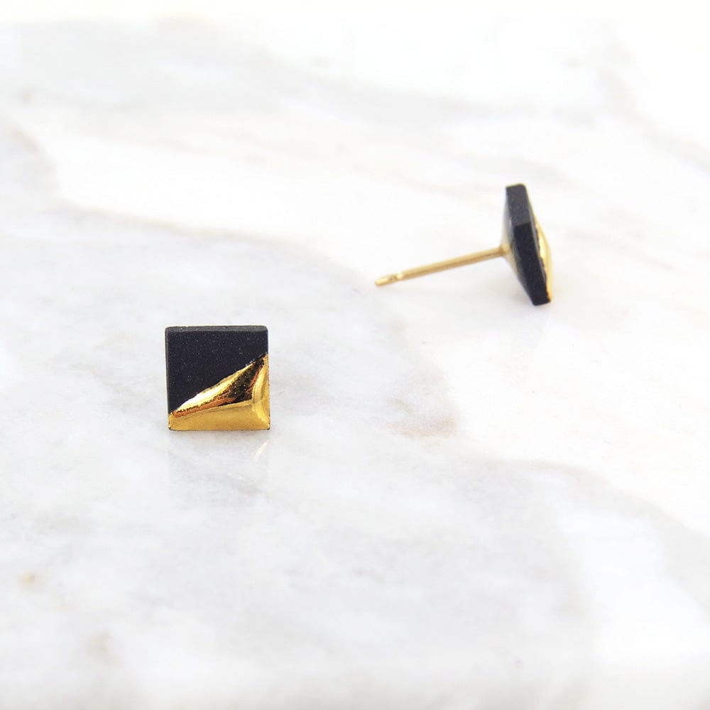 
                      
                        EAR-GF Black Gold Dipped Square Studs
                      
                    