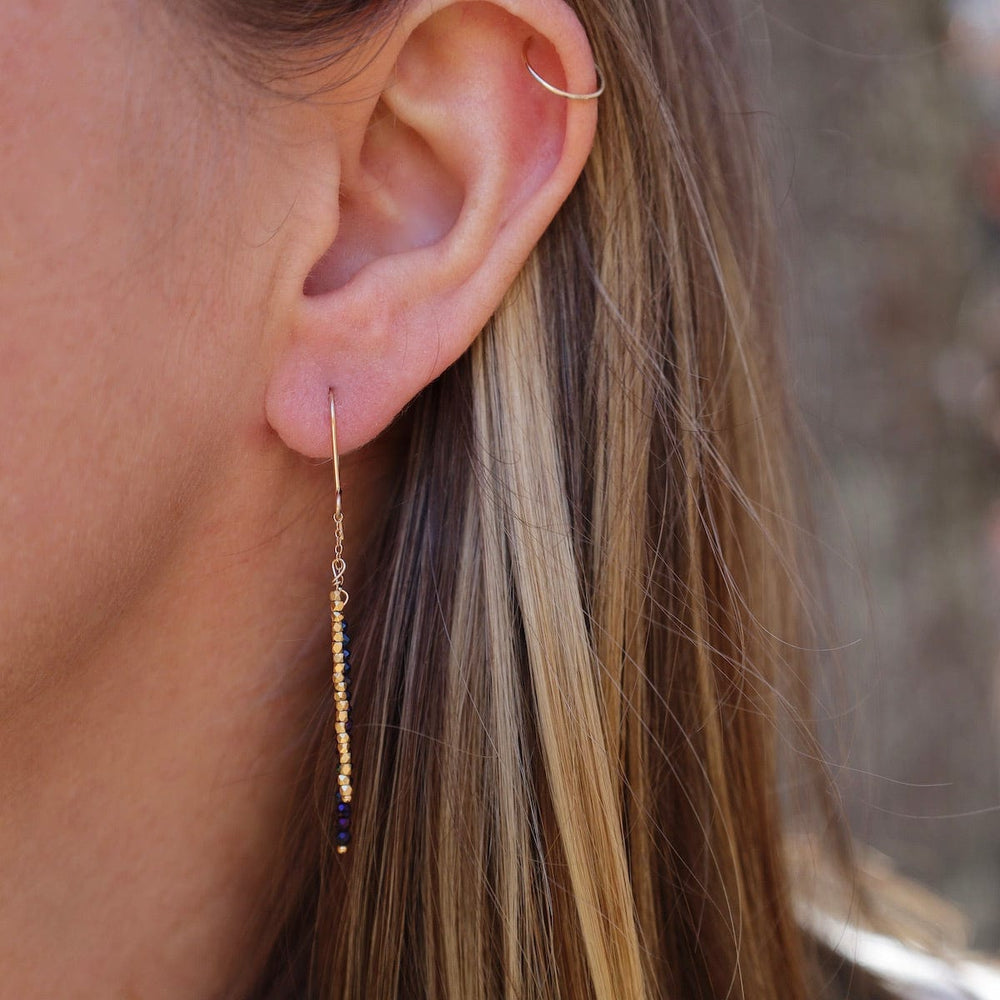 
                      
                        EAR-GF Black Spinel & Tiny Gold Vermeil Bead Sticks Earring
                      
                    