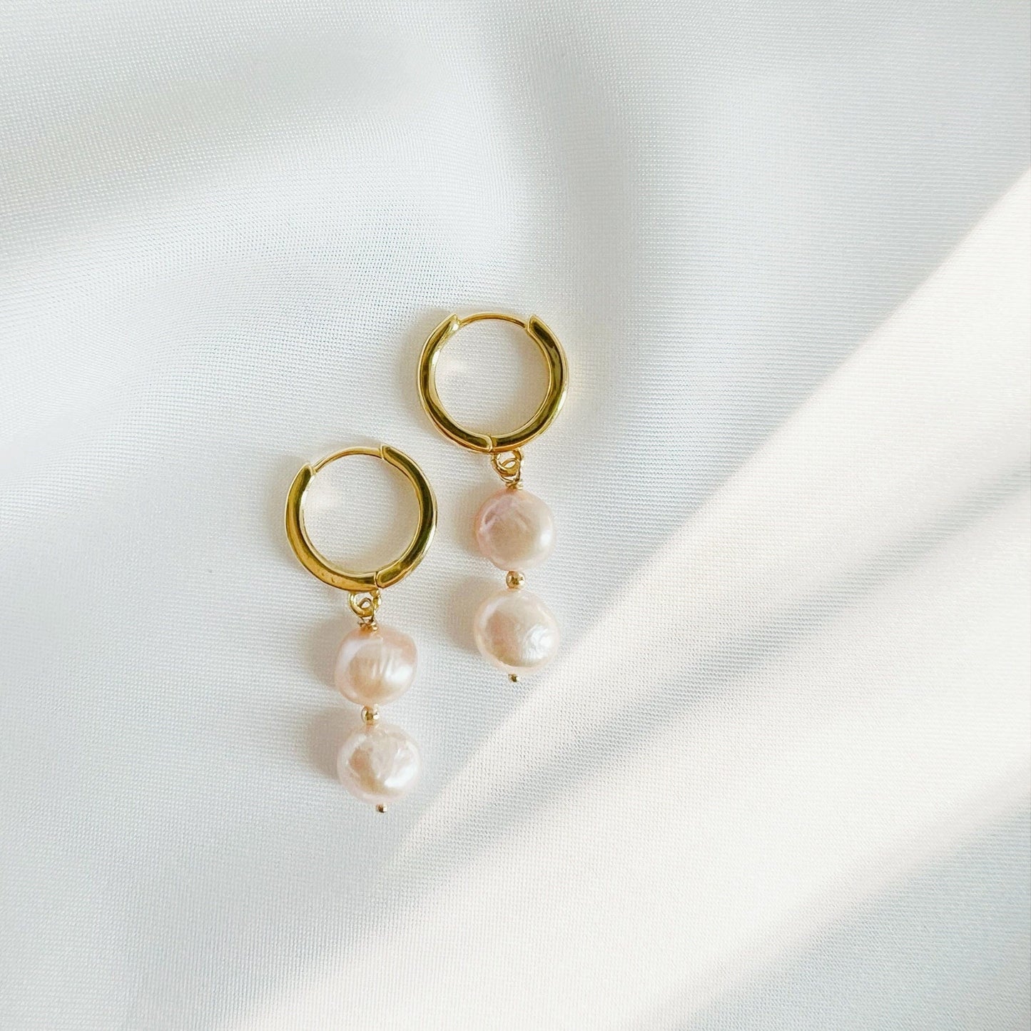 EAR-GF Chiara Freshwater Pearl Huggie Hoops Earrings