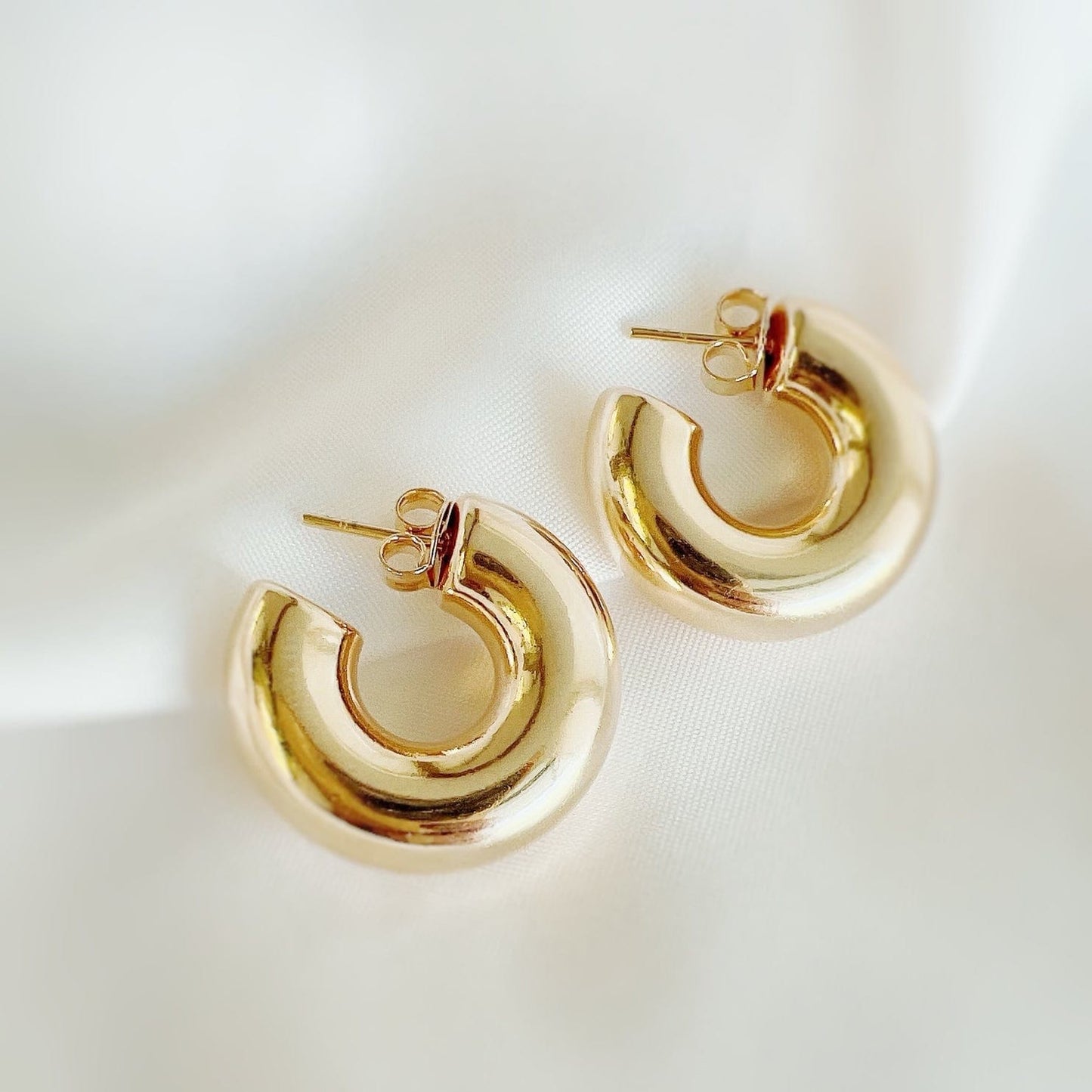 EAR-GF Ellie Chunky Tube Hoops Earrings Gold Filled