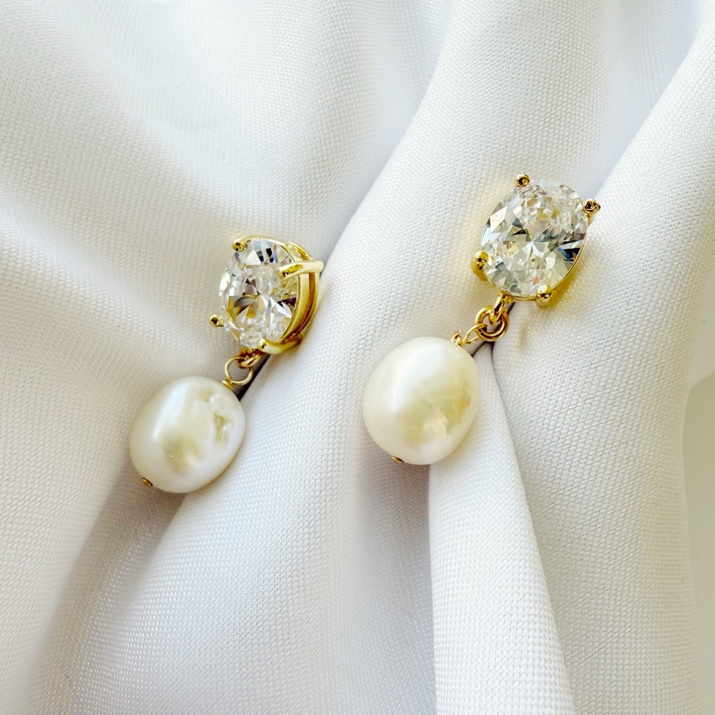 EAR-GF Ever After CZ Freshwater Pearl Earrings