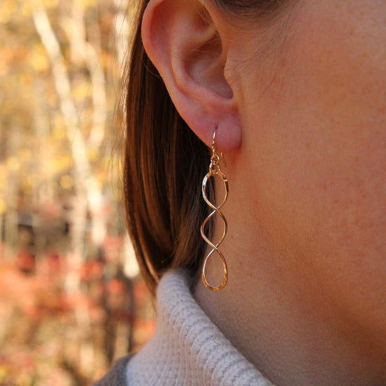 Load image into Gallery viewer, EAR-GF Gold Filled Double Twist Earring
