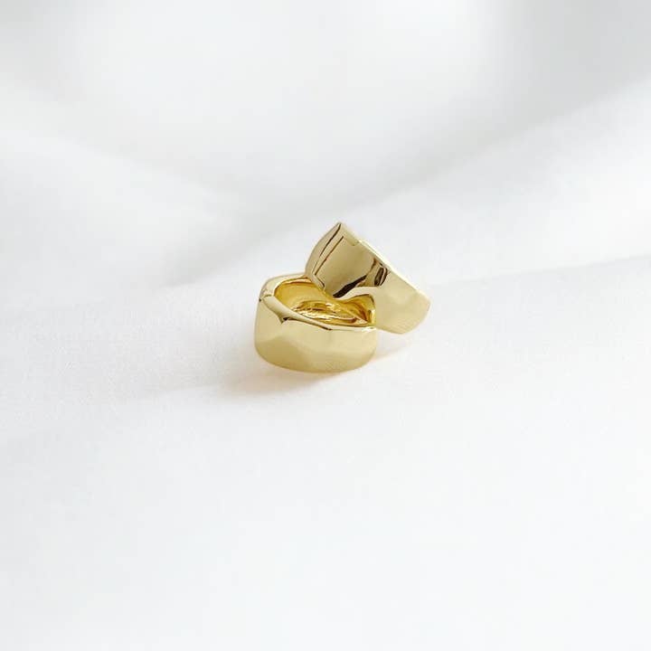 EAR-GF Gold Filled Dylan Hammered Hoops Earrings