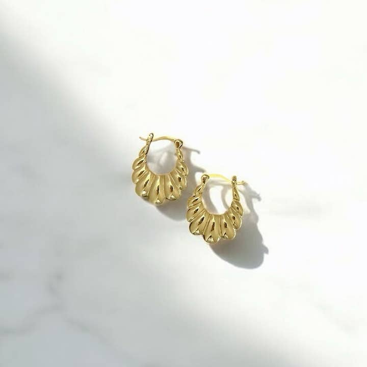 EAR-GF Gold Filled Radiant Puffy Croissant Hoops Earrings