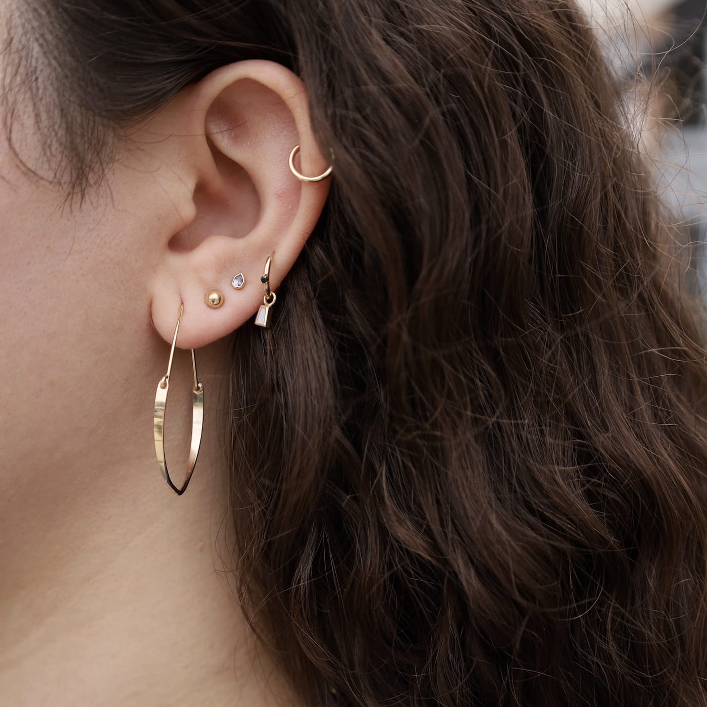 EAR-GF Gold Filled Small Hinged Teardrop Flat Hoops