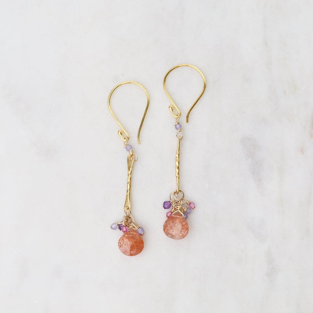 
                      
                        EAR-GF Gold Hammered Bar Earring in Sunstone, Mystic Topa
                      
                    