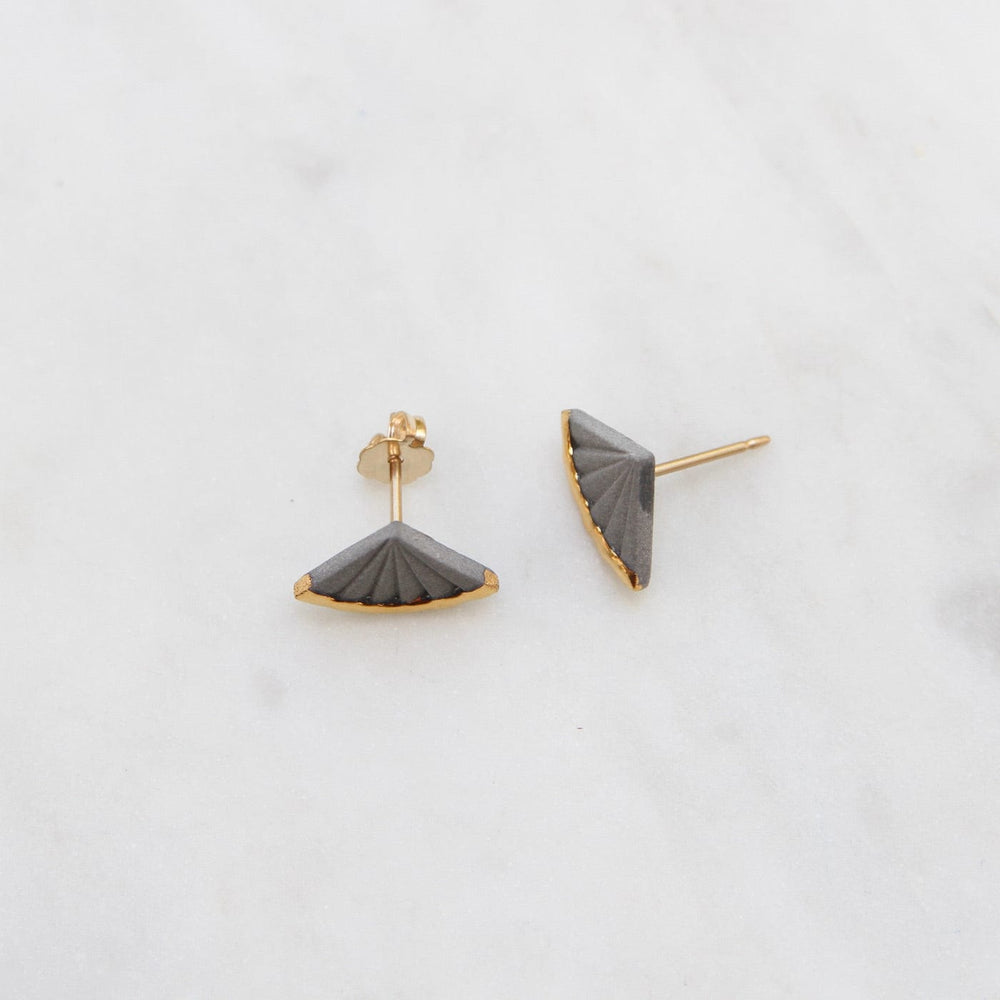 
                      
                        EAR-GF Grey Gold Dipped Small Fan Studs
                      
                    