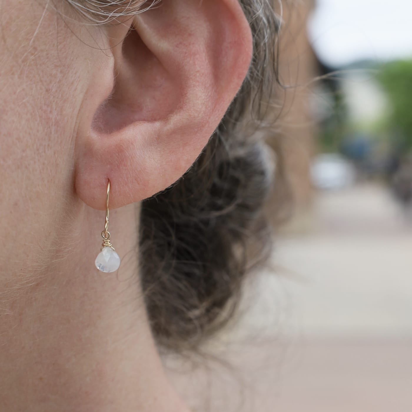 EAR-GF Heart Shaped Rainbow Moonstone Earrings