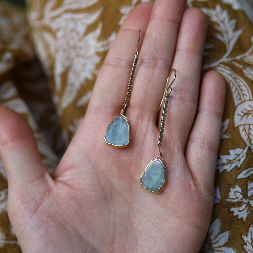 
                      
                        EAR-GF Long Bar Earrings with Aquamarine Slice
                      
                    