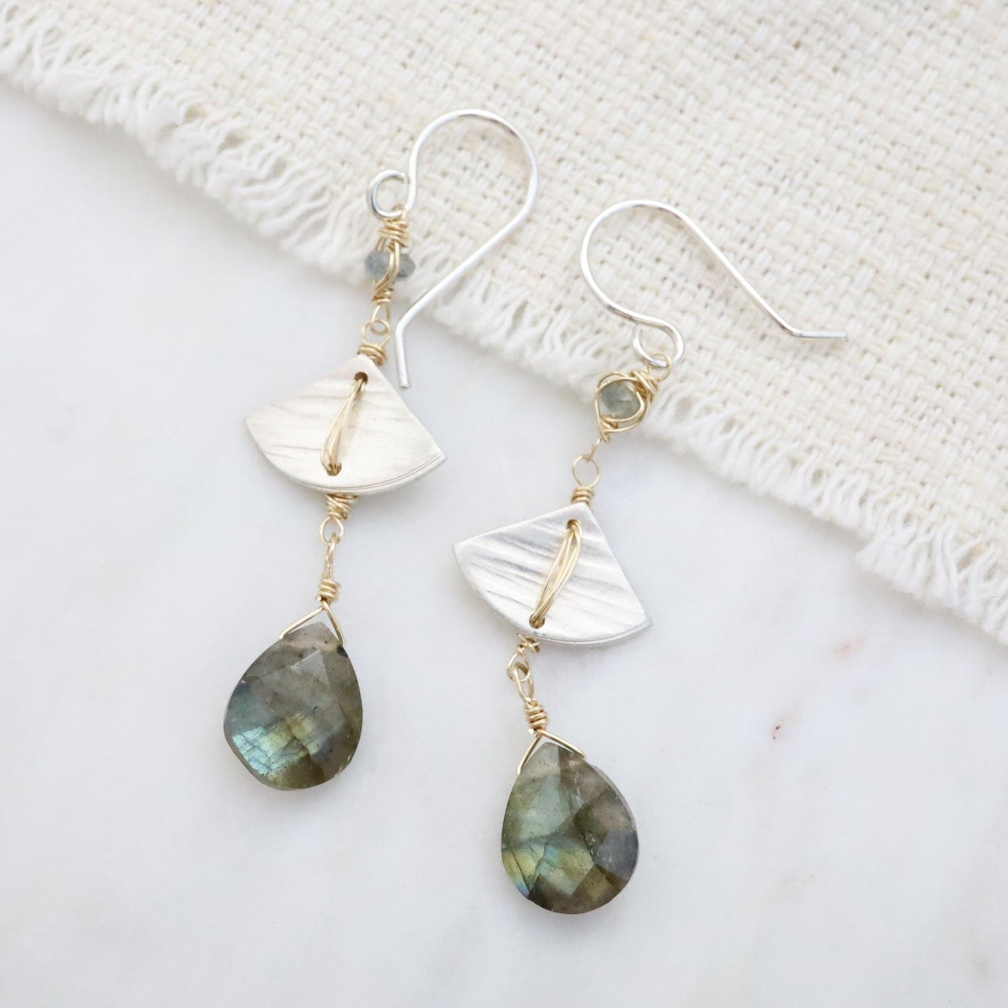 EAR-GF Long Silver Fan with Labradorite Earrings