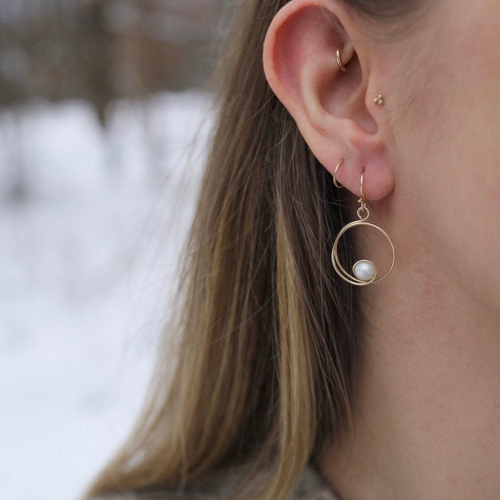 EAR-GF Sailing Pearl Earrings Gold Filled