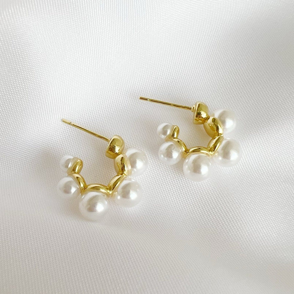 
                  
                    EAR-GF Sea Isle Pearl Beaded Hoop Earrings
                  
                