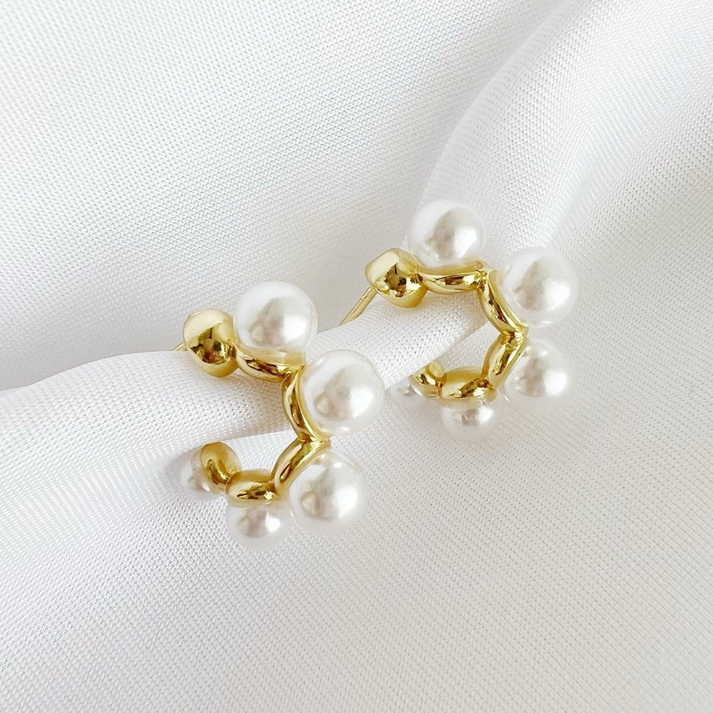 
                  
                    EAR-GF Sea Isle Pearl Beaded Hoop Earrings
                  
                