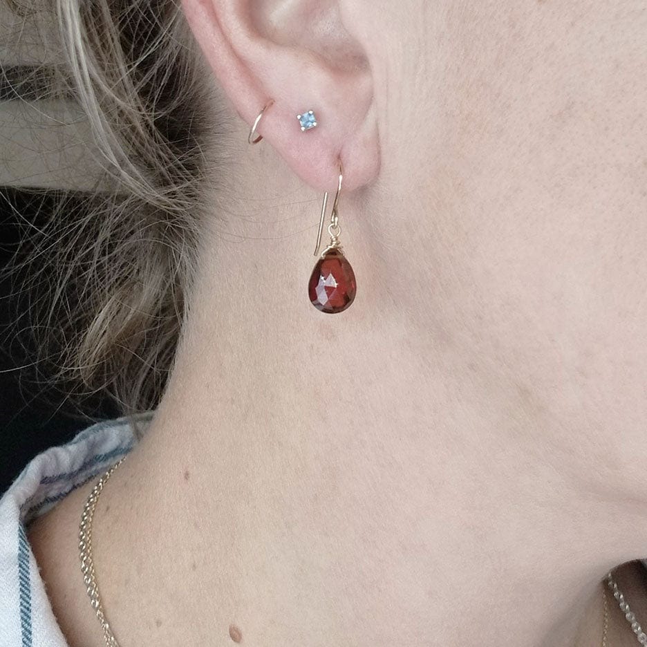 
                      
                        EAR-GF Simple Garnet Drop Earring
                      
                    