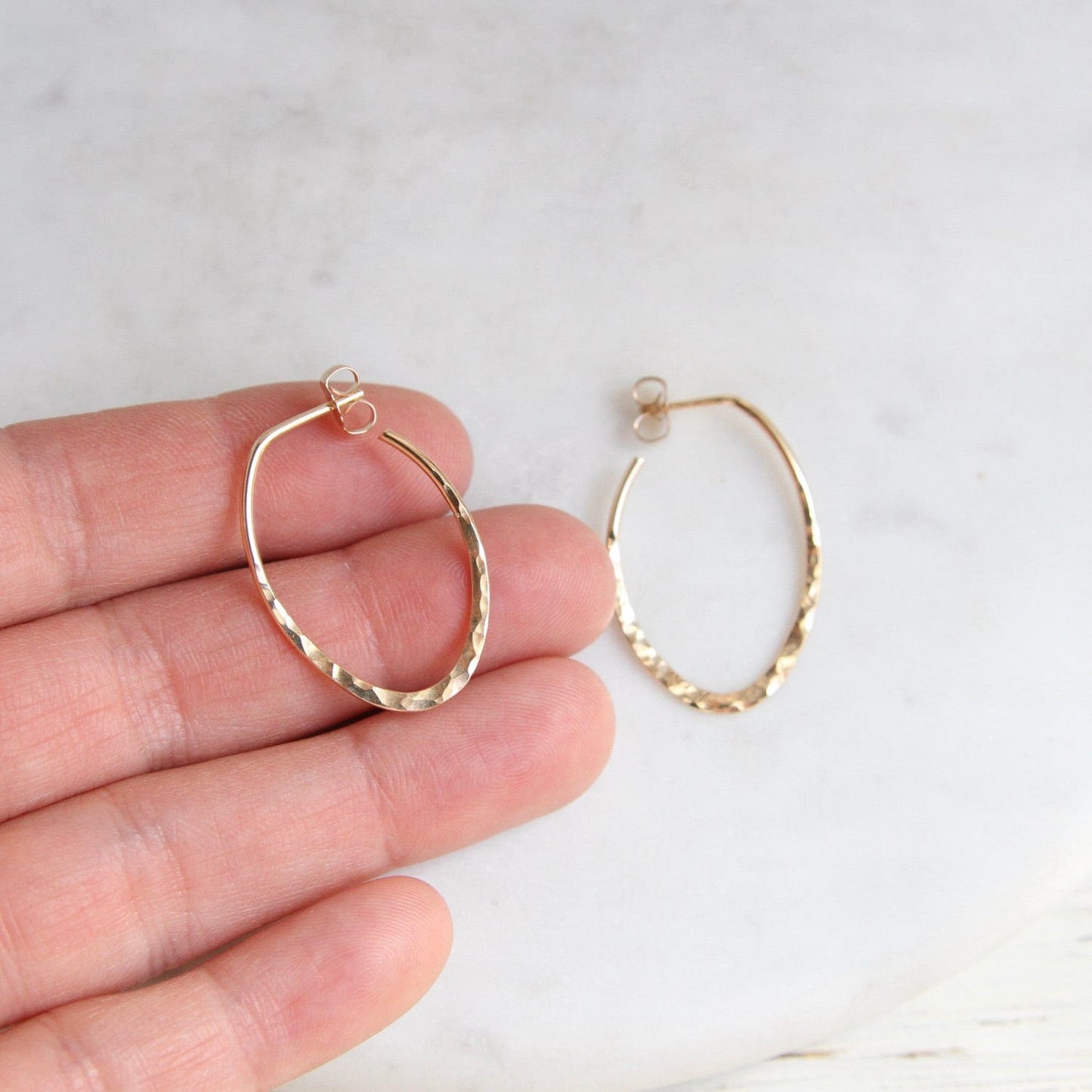 Small Oval Hammered Gold Filled Hoop on Post – Dandelion Jewelry