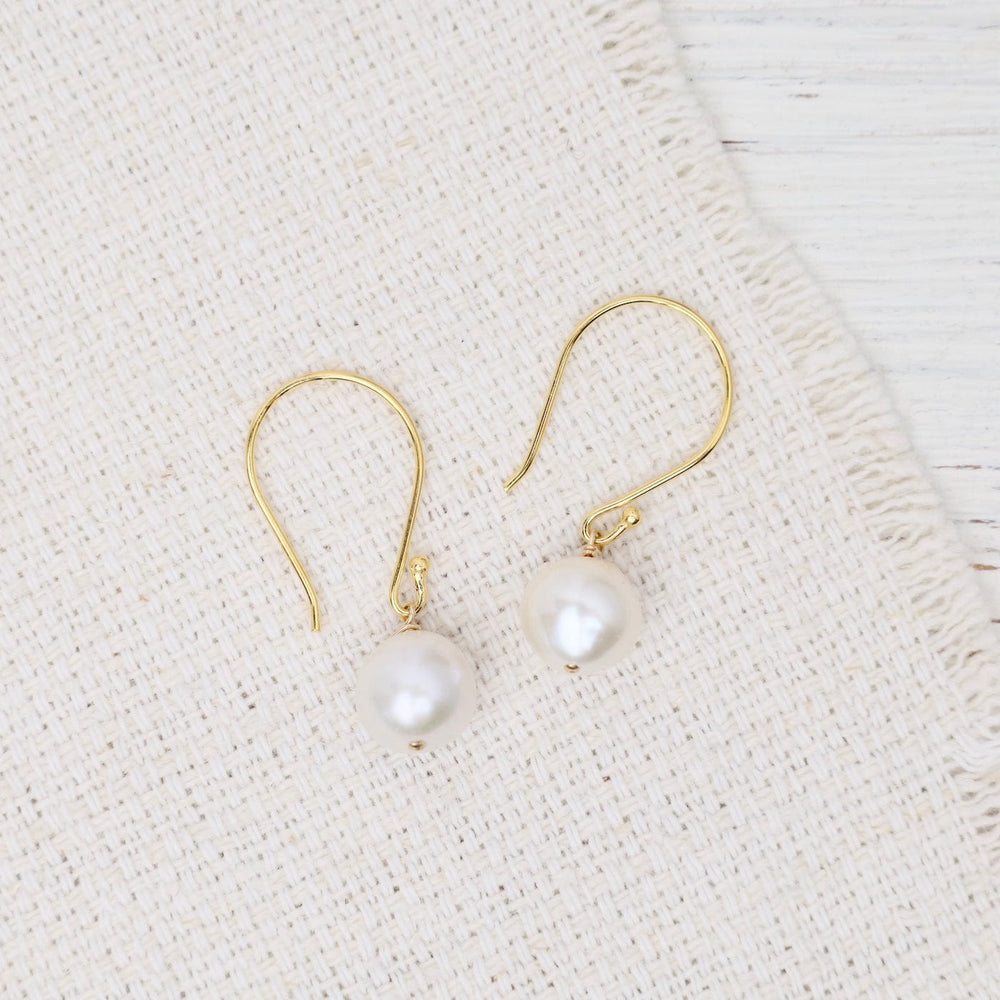 ear-gf Small white Edison pearl, 24kt vermeil ear wires