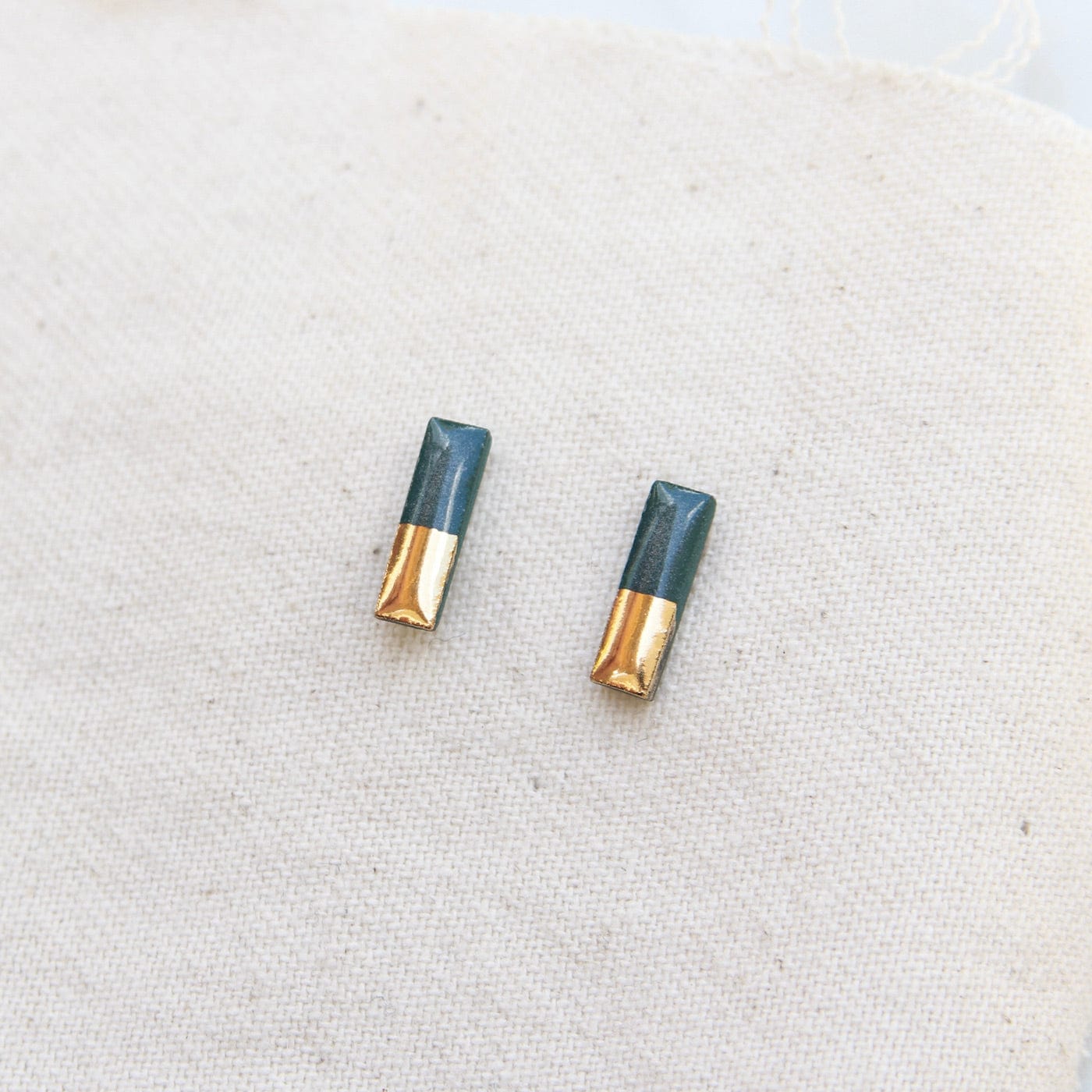 EAR-GF Teal Gold Dipped Bar Studs