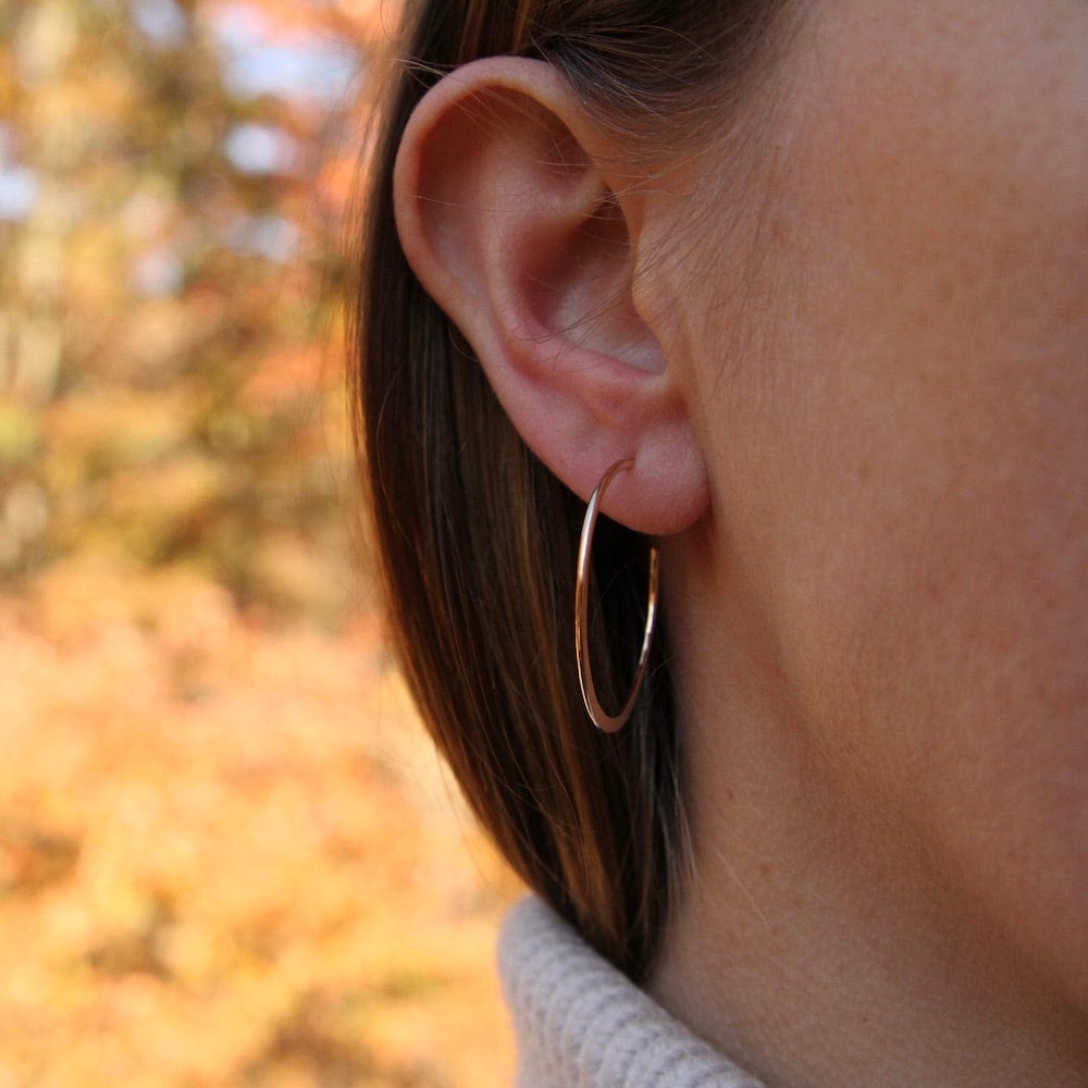 EAR-GF Thin 30mm Gold Filled Hammered Hoop