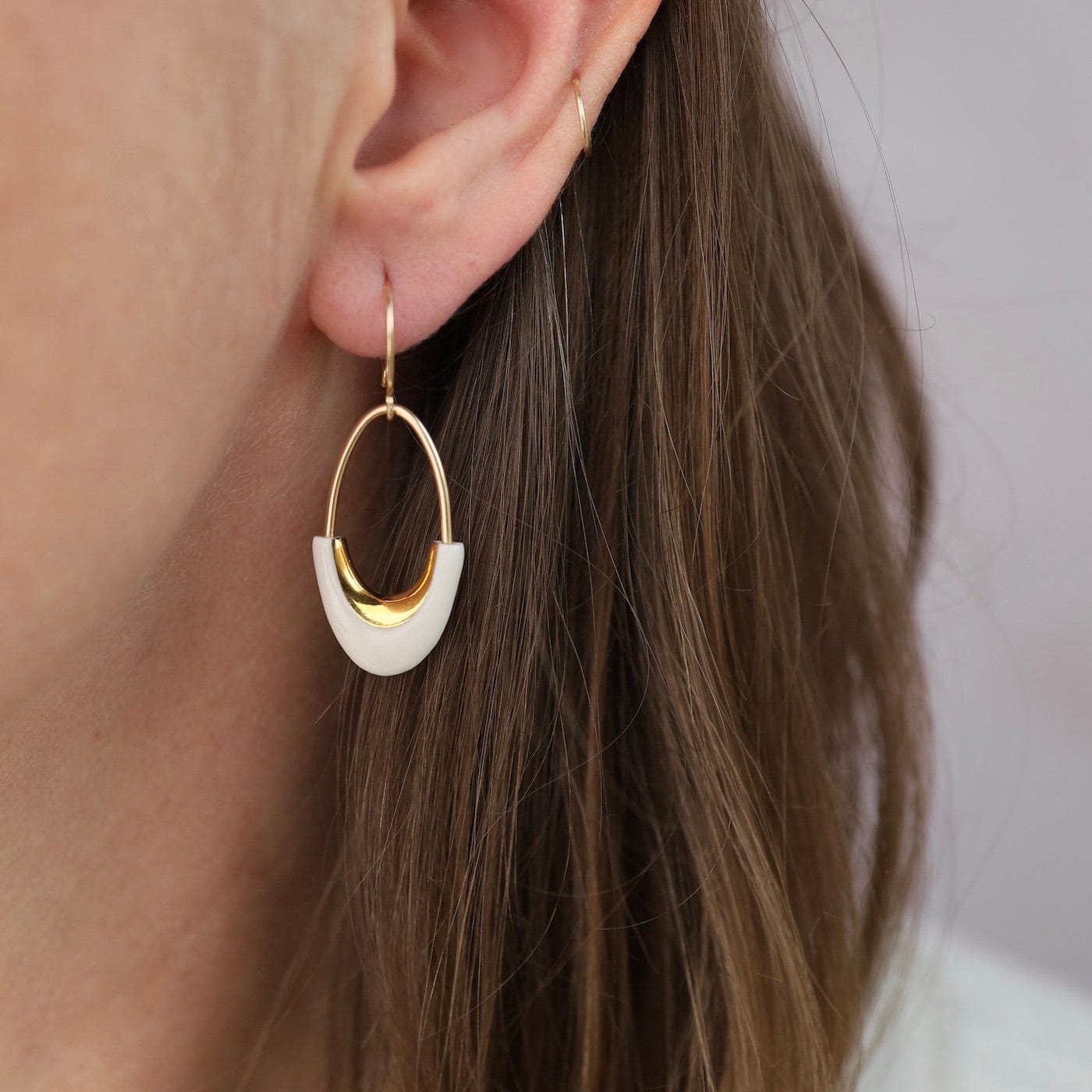 EAR-GF White Eden Oval Earrings