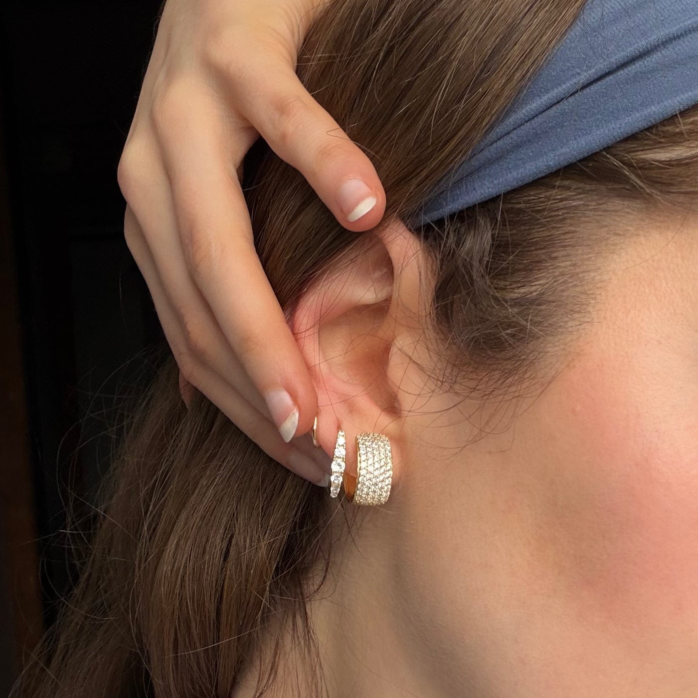 EAR Gianna CZ Huggie Hoops