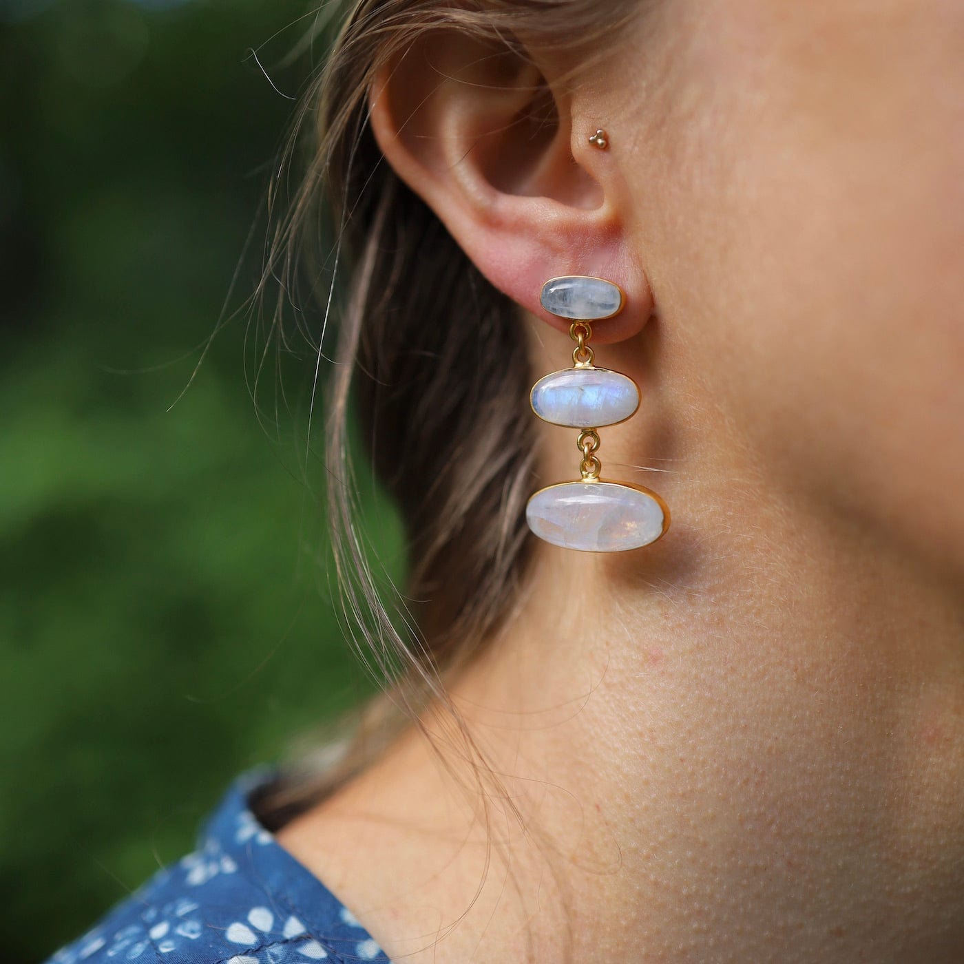Load image into Gallery viewer, EAR Gold Large Triple Oval Cabochon Rainbow Moonstone Earrings
