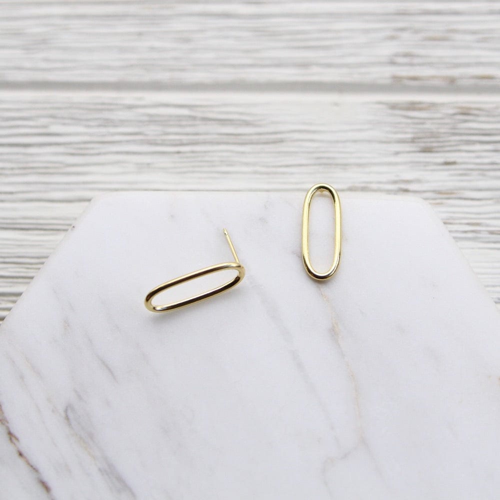 
                  
                    EAR Gold Vermeil Medium Oval Wire Stud
                  
                