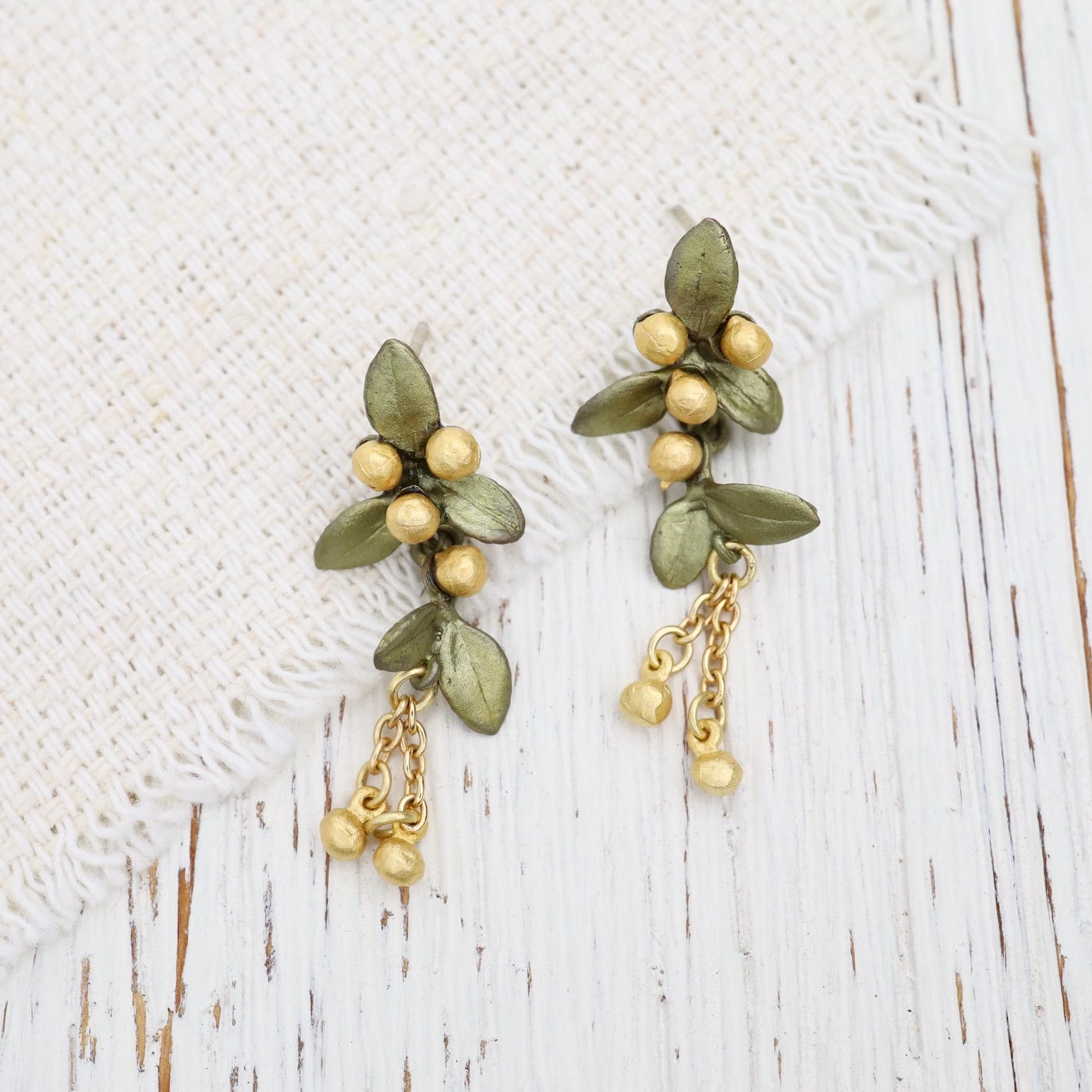 EAR Golden Myrtle Post Earring