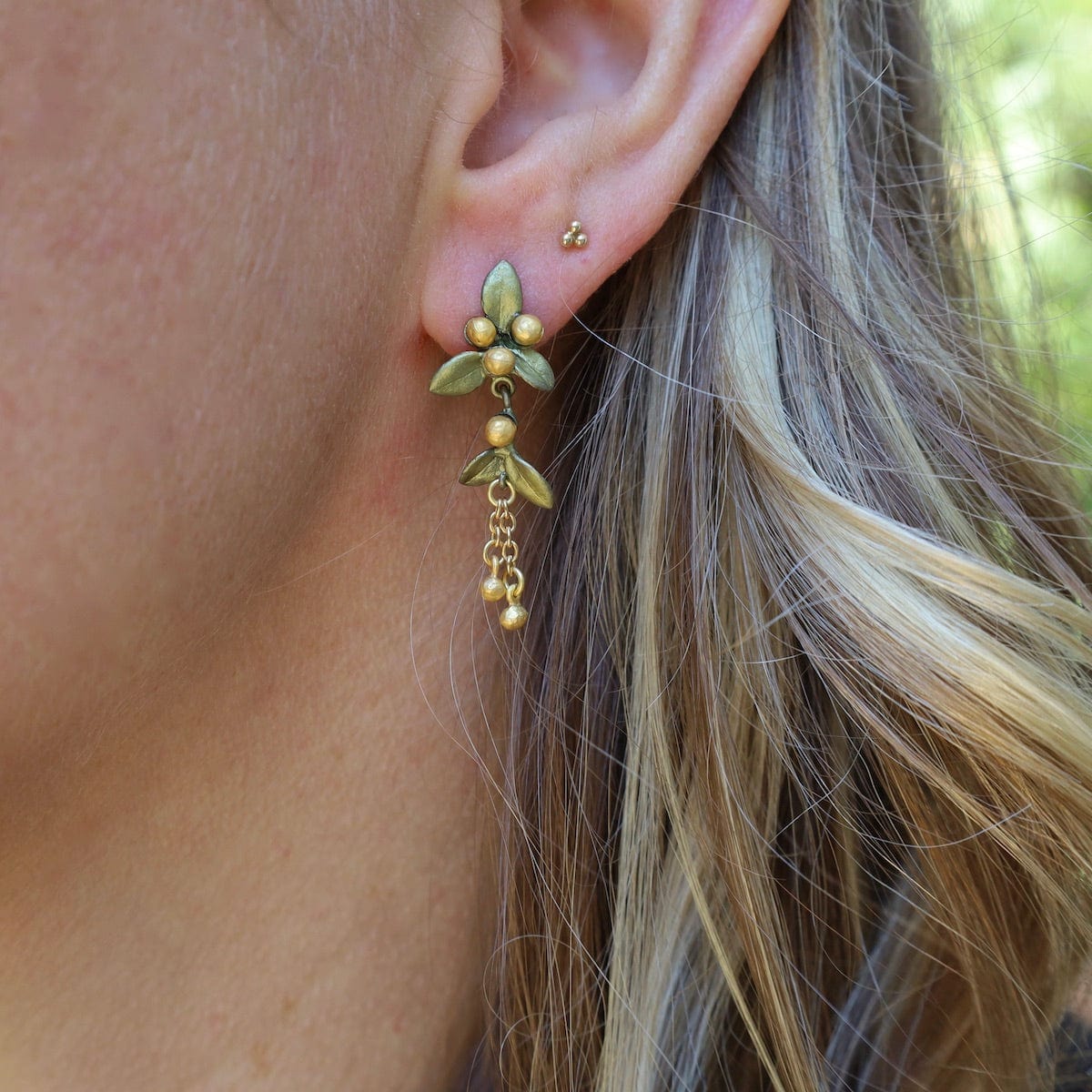 EAR Golden Myrtle Post Earring