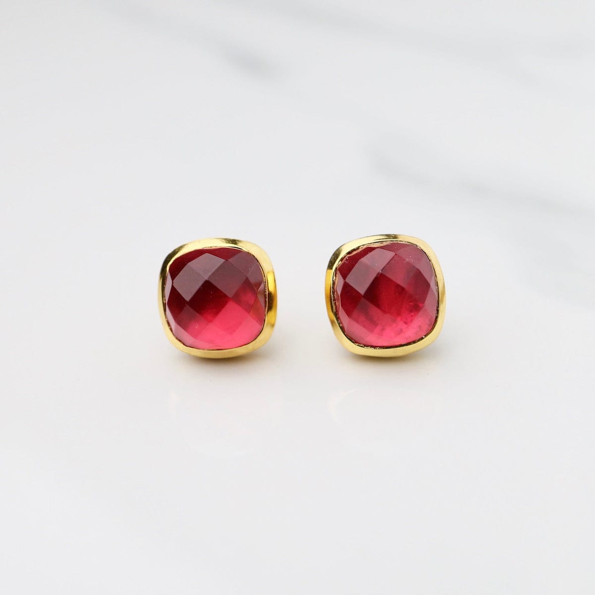 EAR-GPL ASHA SQUARE STUDS IN HOT PINK