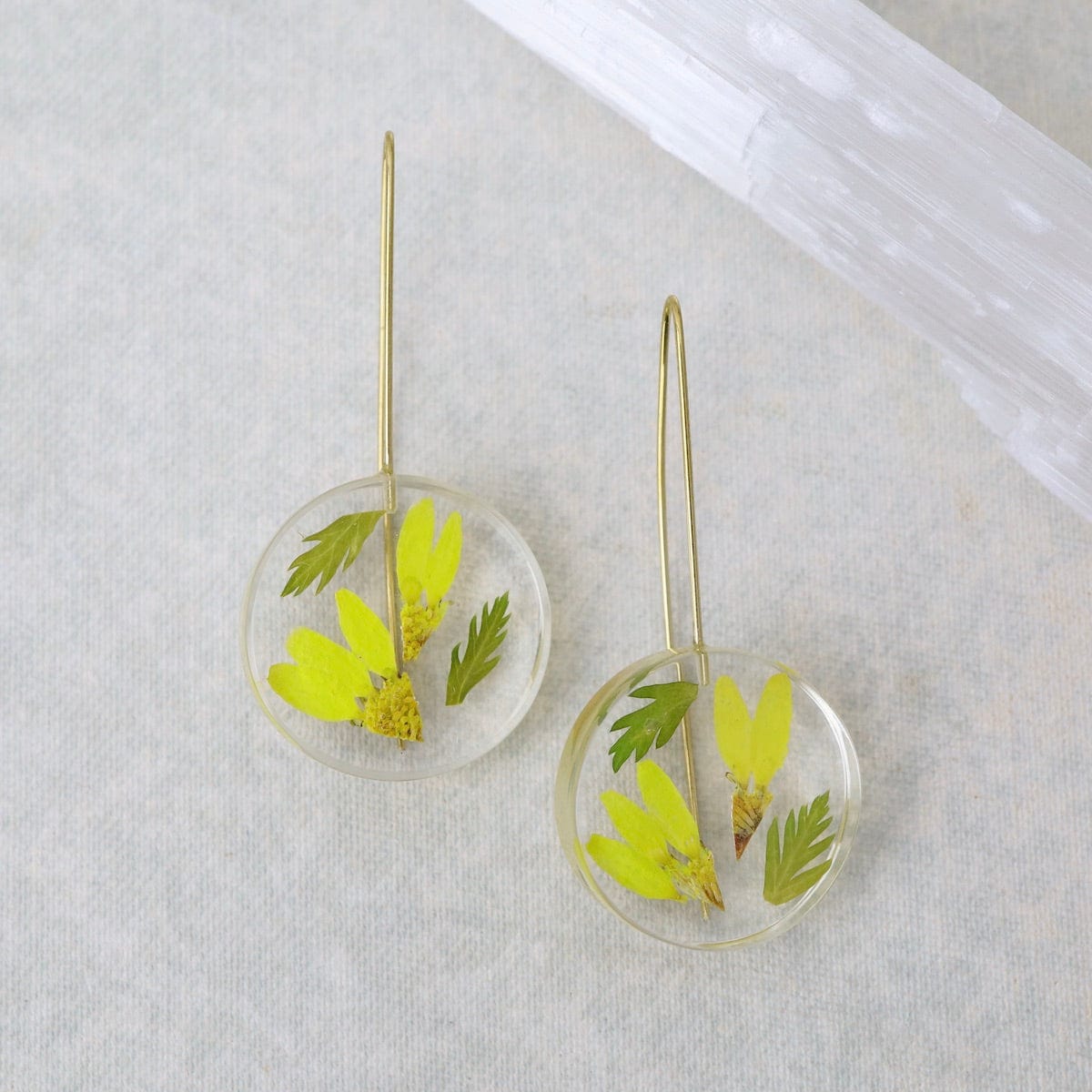 EAR-GPL Botanical Small April Birthday Full Moon Earrings