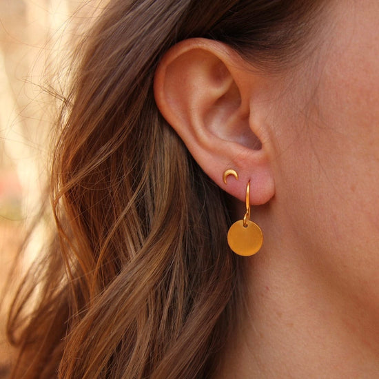 EAR-GPL Brushed Disc Drop - Gold Plated