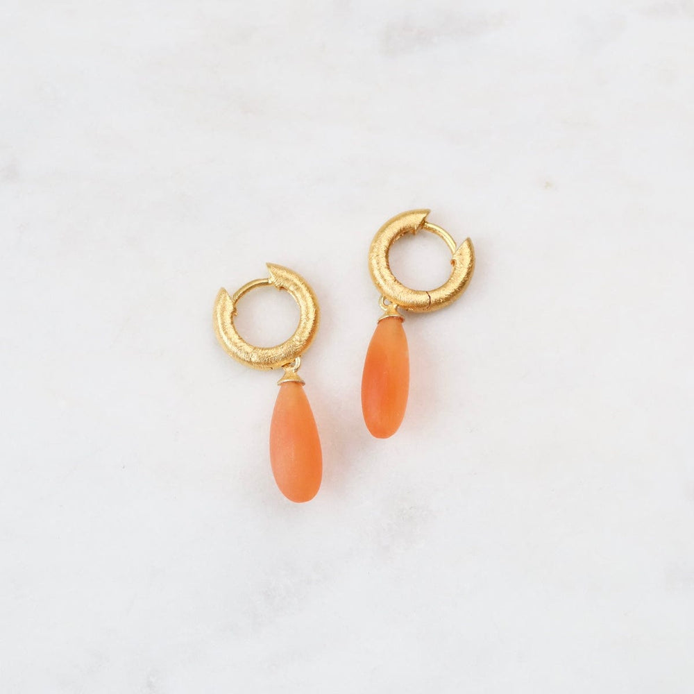 EAR-GPL CARNELIAN HUGGIE EARRING