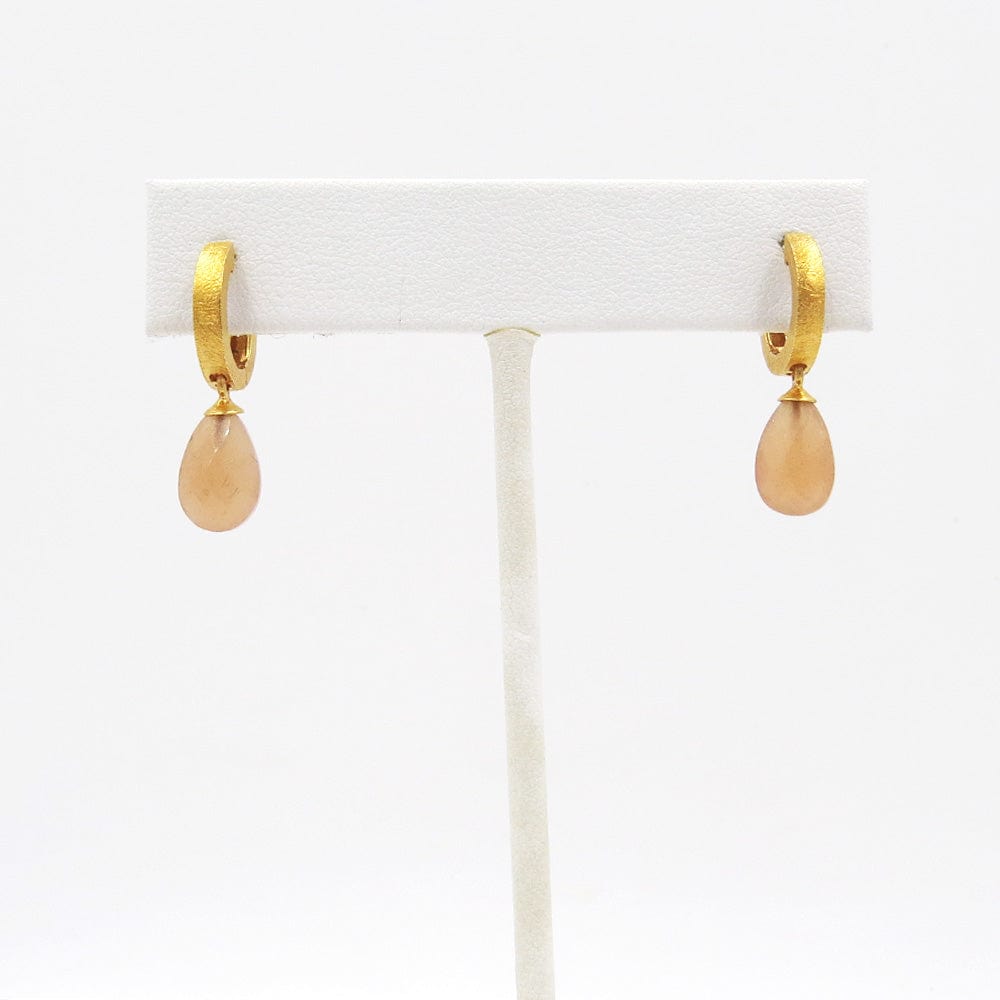 
                      
                        EAR-GPL Faceted Peach Moonstone Huggie Hoop Earrings
                      
                    