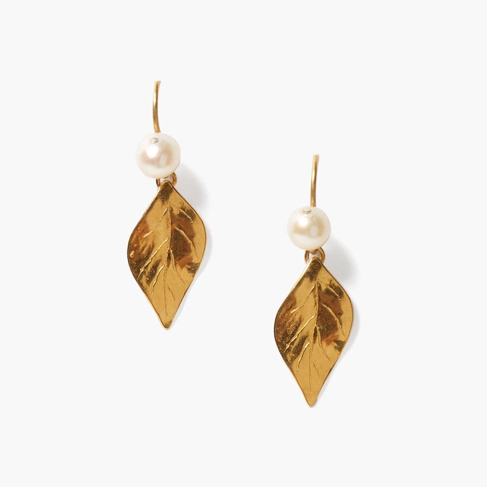 
                      
                        EAR-GPL FALLING LEAF DROP EARRINGS WHITE PEARL
                      
                    