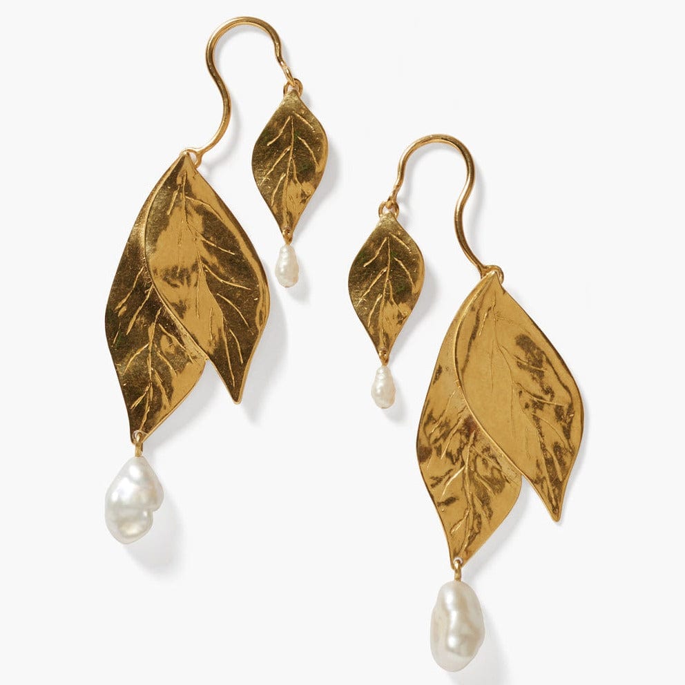 
                      
                        EAR-GPL FALLING LEAF EARRINGS WHITE PEARL
                      
                    