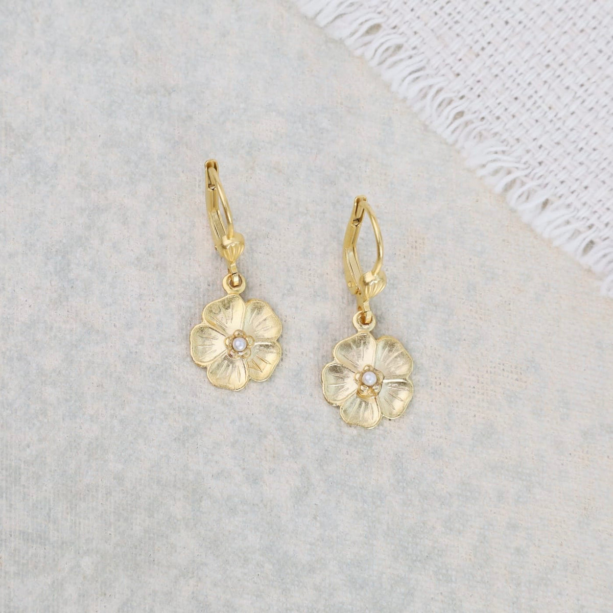 EAR-GPL Flower Pearl Earring - Gold Plate