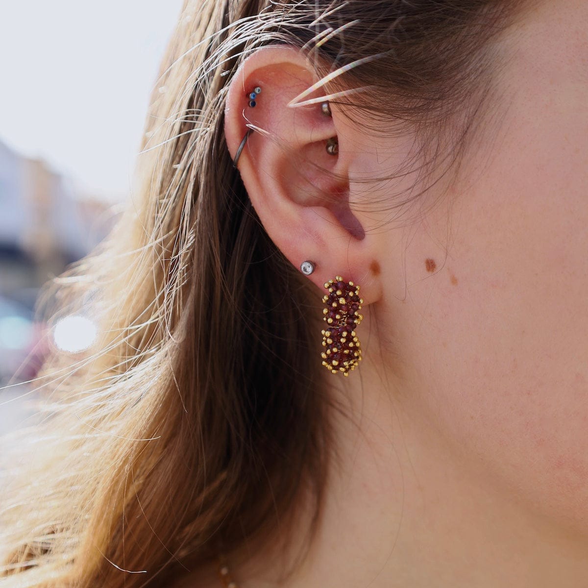 EAR-GPL Garnet Gold Beads Hoop Earrings