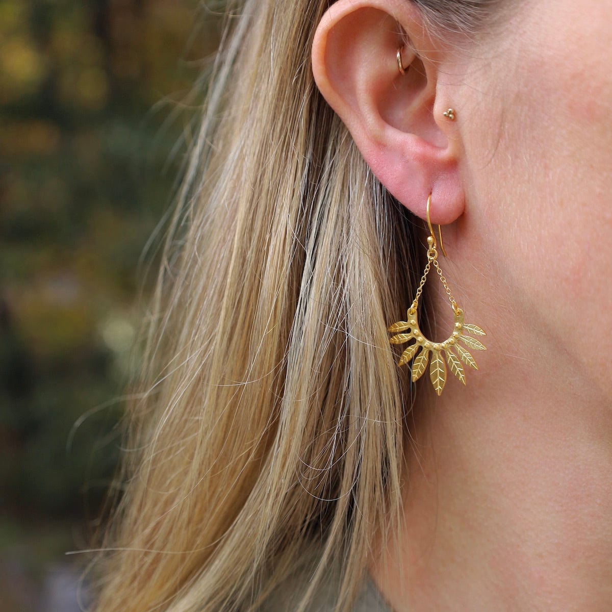 EAR-GPL Gold Fan Textured Leaves Earrings