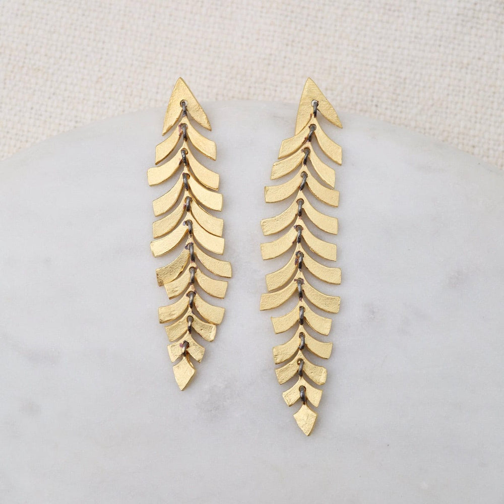 
                      
                        EAR-GPL Gold Leaf with Dark Rhodium Center Earrings
                      
                    