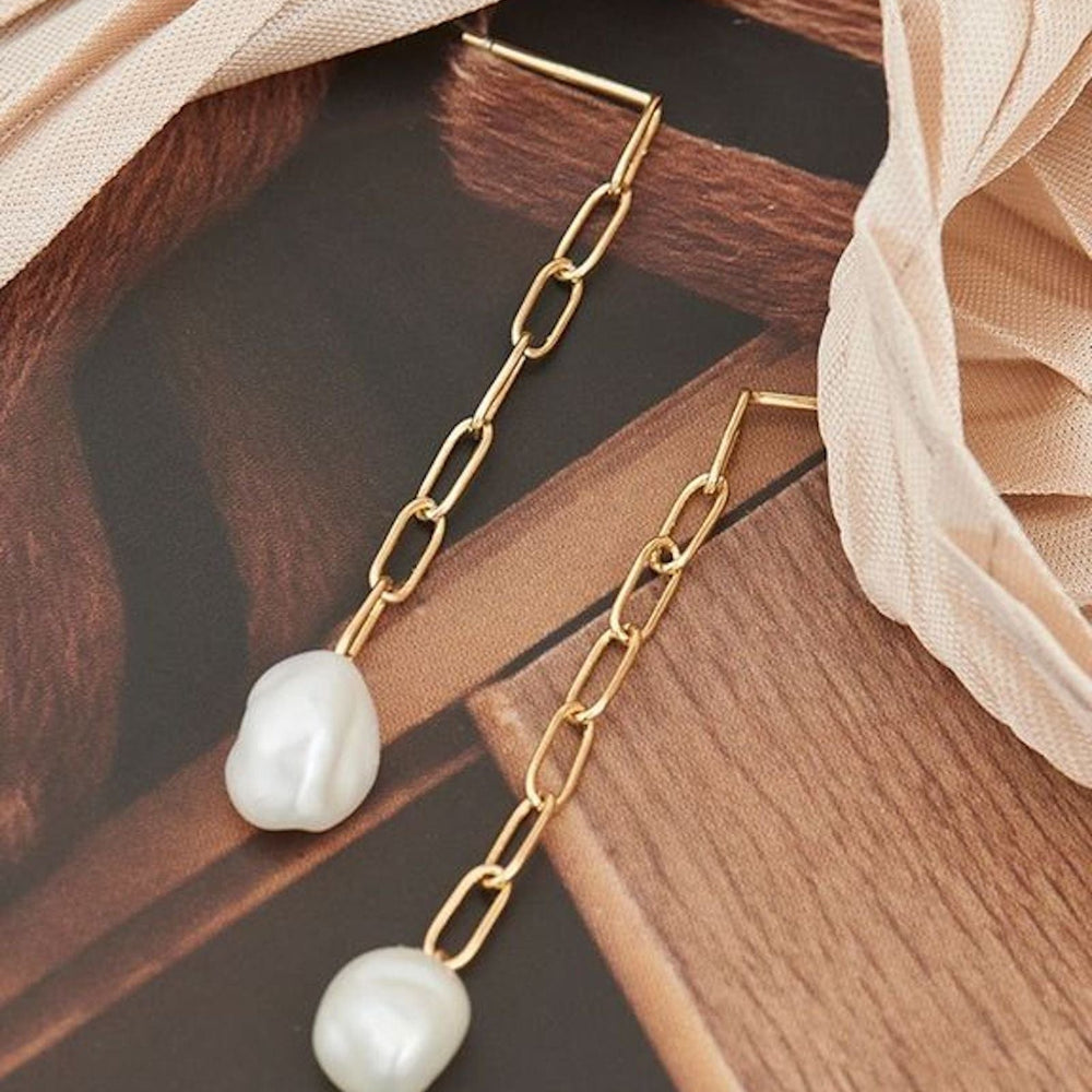 
                      
                        EAR-GPL Gold Pearl Chunky Drop Earrings
                      
                    