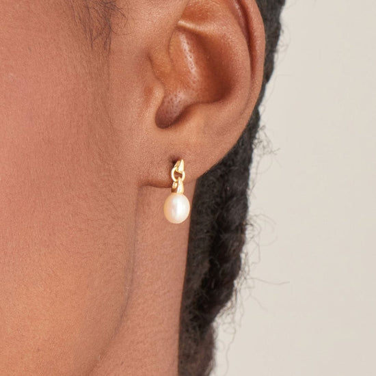 EAR-GPL Gold Pearl Drop Stud Earrings
