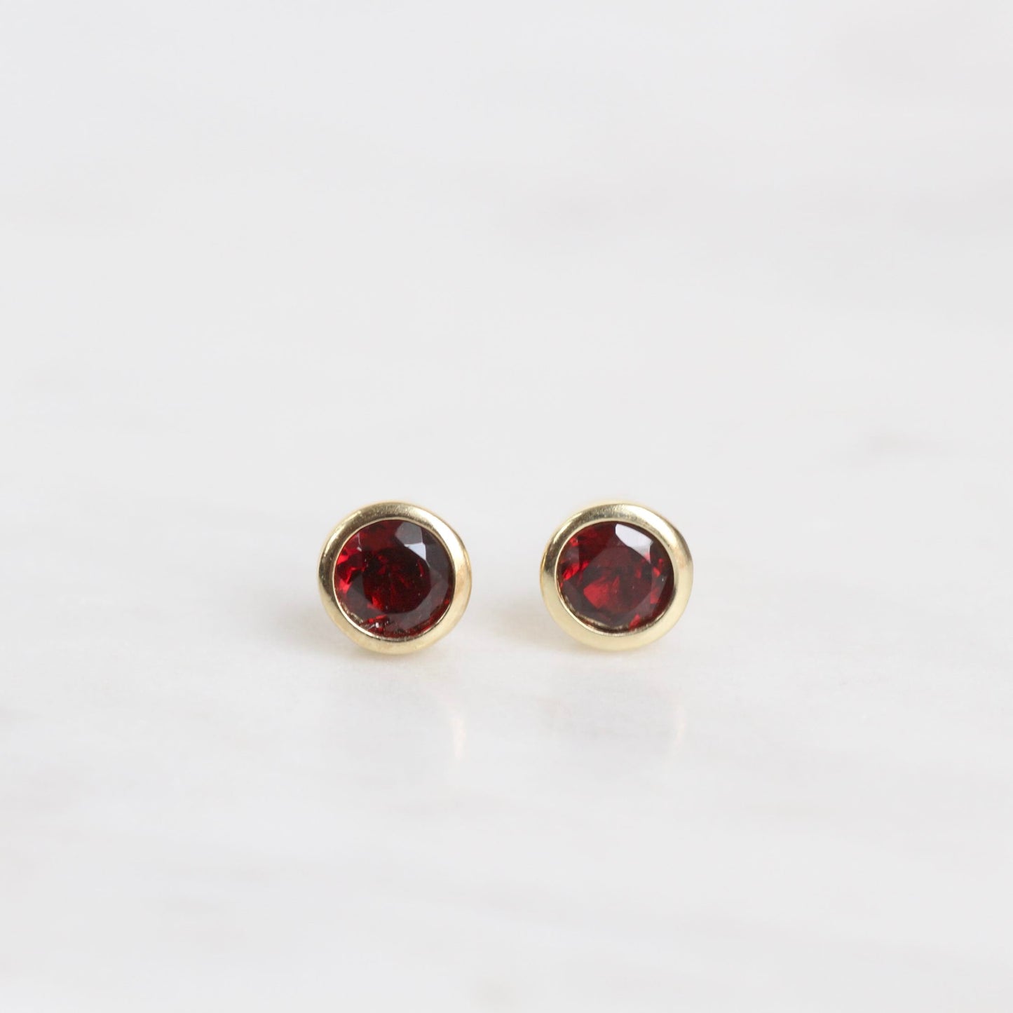 EAR-GPL Gold Plated Mini African Garnet Dot Post Earrings
